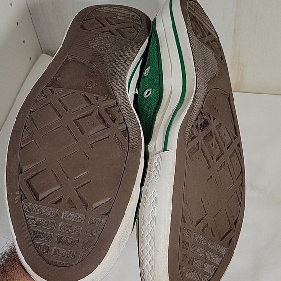 Green Converse High Tops, Size 11 - Picture 6 of 9
